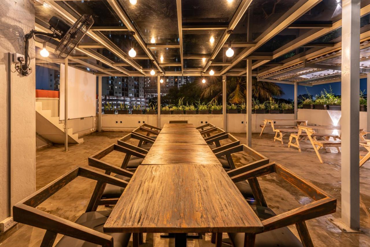 Hotel Gentz Residency & Restaurant Kolombo Exteriér fotografie