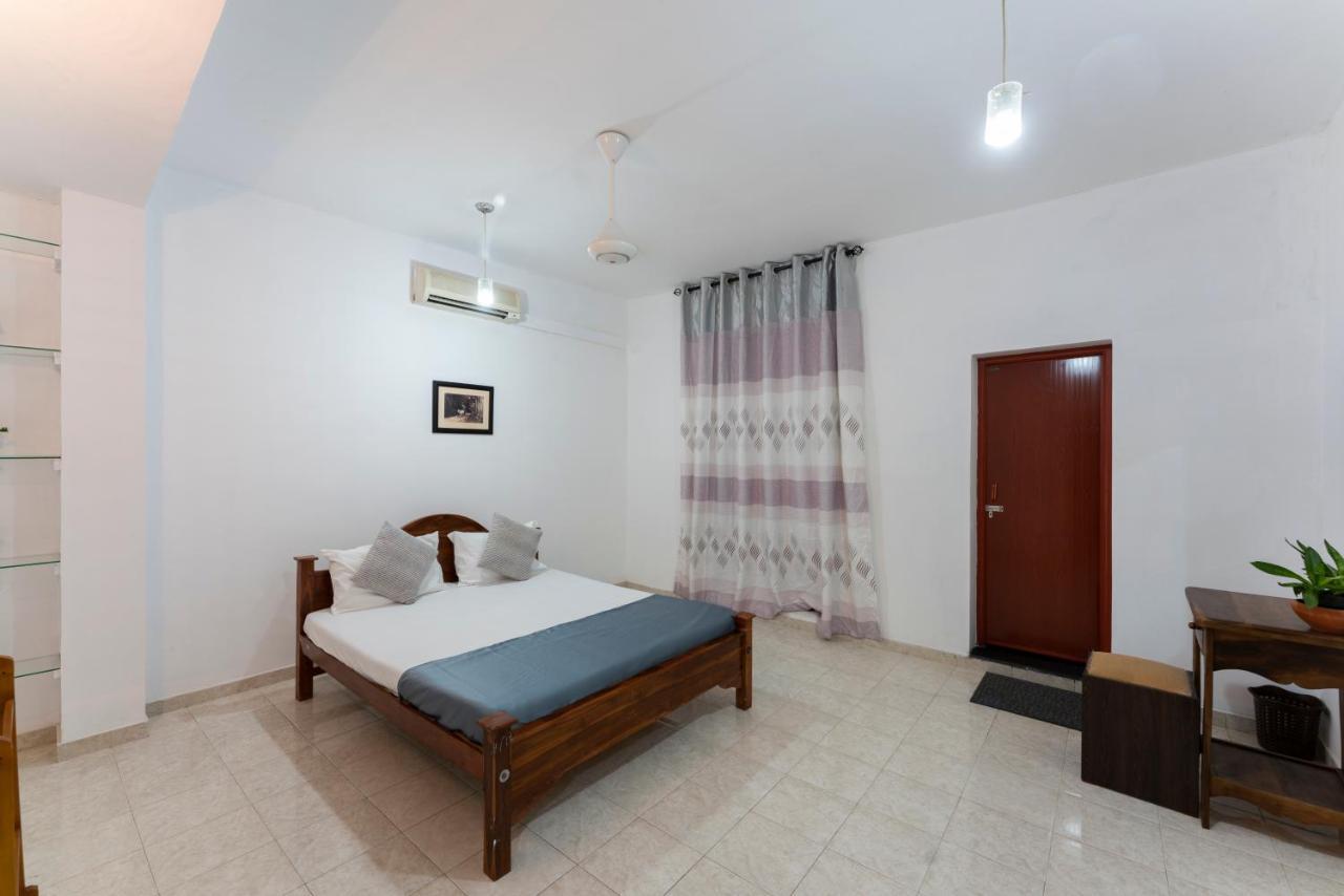 Hotel Gentz Residency & Restaurant Kolombo Exteriér fotografie