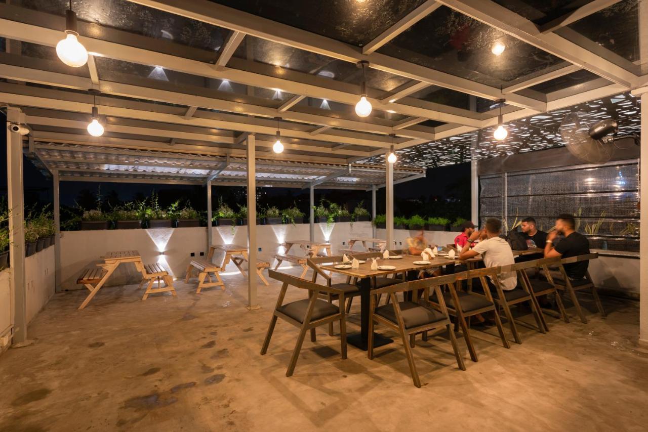 Hotel Gentz Residency & Restaurant Kolombo Exteriér fotografie